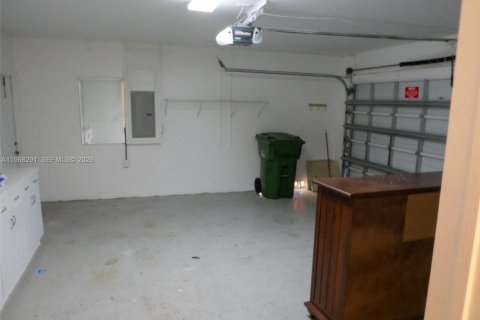 Casa en venta en Pembroke Pines, Florida, 3 dormitorios, 164.16 m2 № 2029386 - foto 22