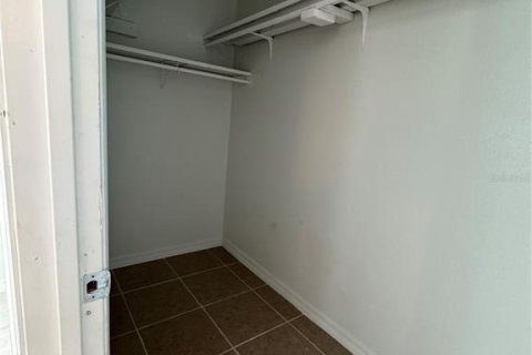 Condo in New Port Richey, Florida, 1 bedroom  № 1902082 - photo 16