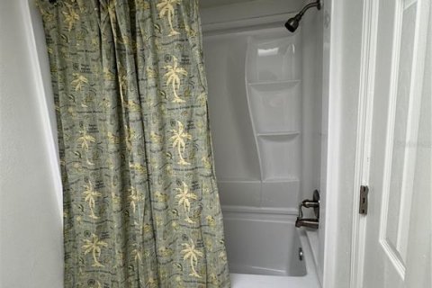 Condo in New Port Richey, Florida, 1 bedroom  № 1902082 - photo 14