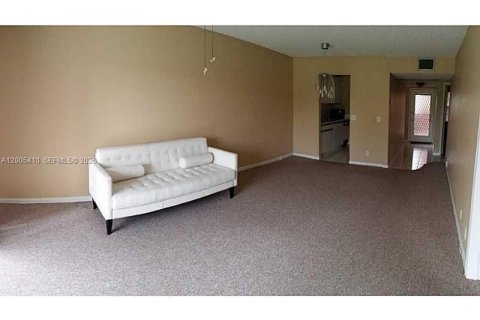 Appartement à louer à Pembroke Pines, Floride: 2 chambres, 102.19 m2 № 2069615 - photo 16