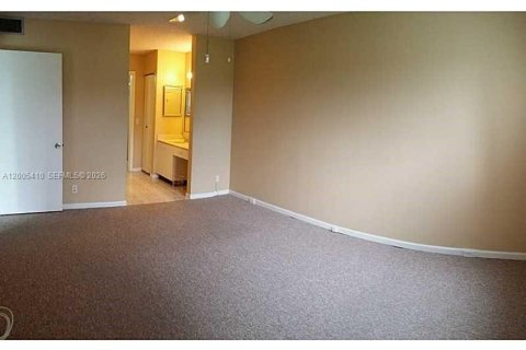 Appartement à louer à Pembroke Pines, Floride: 2 chambres, 102.19 m2 № 2069615 - photo 14