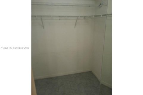 Appartement à louer à Pembroke Pines, Floride: 2 chambres, 102.19 m2 № 2069615 - photo 7