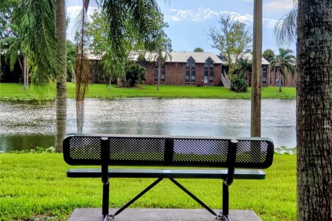 Apartment in Belle Glade, Florida 3 bedrooms, 88.26 sq.m. № 1952787 - photo 14