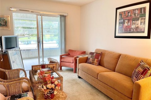 Condo in Boca Raton, Florida, 2 bedrooms  № 1957220 - photo 10
