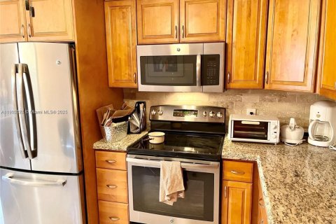 Condo in Boca Raton, Florida, 2 bedrooms  № 1957220 - photo 4