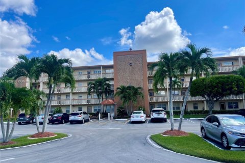 Condo in Boca Raton, Florida, 2 bedrooms  № 1957220 - photo 14