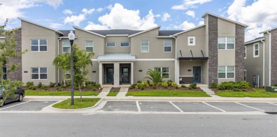 Touwnhouse à Davenport, Floride 4 chambres, 177.81 m2 № 1837350
