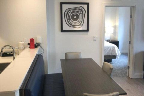 Купить кондоминиум в Уинтер-Гарден, Флорида 3 спальни, 129.69м2, № 2035340 - фото 9