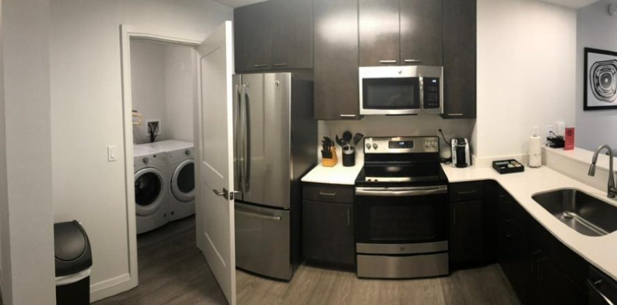 Кондоминиум с 3 спальнями в Уинтер-Гарден, Флорида № 2035340