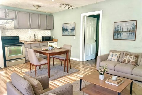 Apartment in Daytona Beach, Florida 1 bedroom, 46.45 sq.m. № 2130322 - photo 1