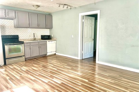 Apartment in Daytona Beach, Florida 1 bedroom, 46.45 sq.m. № 2130322 - photo 2