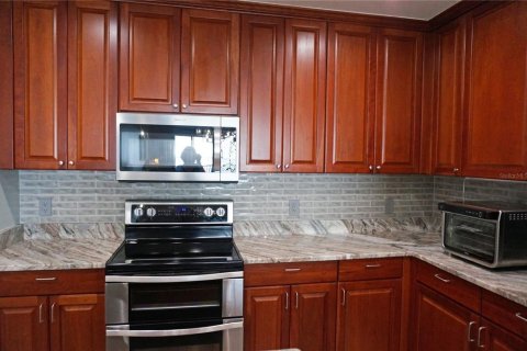 Condo in Punta Gorda, Florida, 3 bedrooms  № 1243033 - photo 3