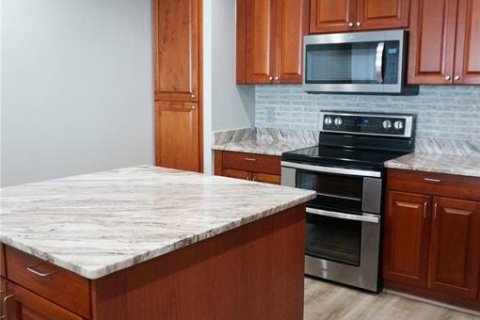 Condo in Punta Gorda, Florida, 3 bedrooms  № 1243033 - photo 2