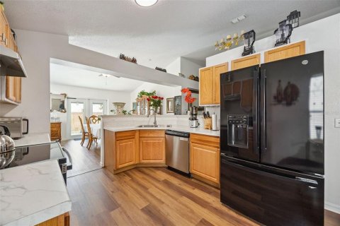 Villa ou maison à vendre à Winter Haven, Floride: 4 chambres, 186.92 m2 № 2114446 - photo 20
