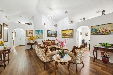 Villa ou maison à vendre à Winter Haven, Floride: 4 chambres, 186.92 m2 № 2114446 - photo 13