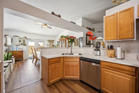 Villa ou maison à vendre à Winter Haven, Floride: 4 chambres, 186.92 m2 № 2114446 - photo 19
