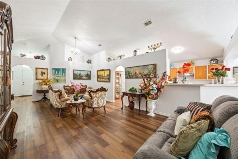 Villa ou maison à vendre à Winter Haven, Floride: 4 chambres, 186.92 m2 № 2114446 - photo 9