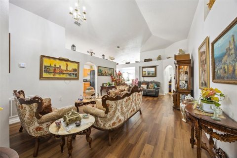 Villa ou maison à vendre à Winter Haven, Floride: 4 chambres, 186.92 m2 № 2114446 - photo 8