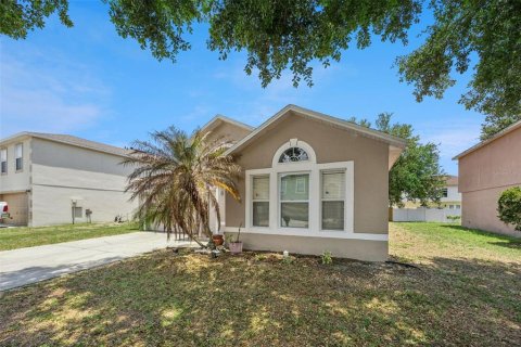 Villa ou maison à vendre à Winter Haven, Floride: 4 chambres, 186.92 m2 № 2114446 - photo 3