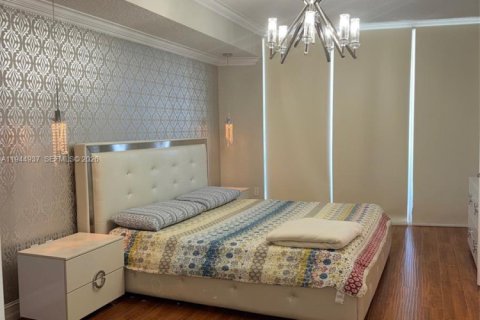 Condominio en alquiler en Hallandale Beach, Florida, 2 dormitorios, 100.89 m2 № 2001198 - foto 20