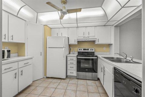 Купить кондоминиум в Ларго, Флорида 3 комнаты, 97.08м2, № 1903656 - фото 10