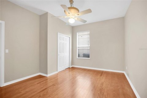 Casa en venta en Orlando, Florida, 4 dormitorios, 306.3 m2 № 2142819 - foto 8
