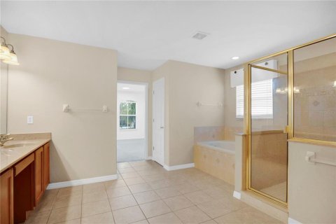 Casa en venta en Orlando, Florida, 4 dormitorios, 306.3 m2 № 2142819 - foto 25