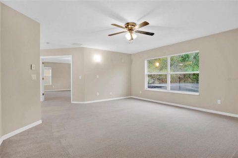 Casa en venta en Orlando, Florida, 4 dormitorios, 306.3 m2 № 2142819 - foto 19
