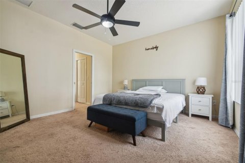 House in Wesley Chapel, Florida 3 bedrooms, 144.09 sq.m. № 1865921 - photo 11