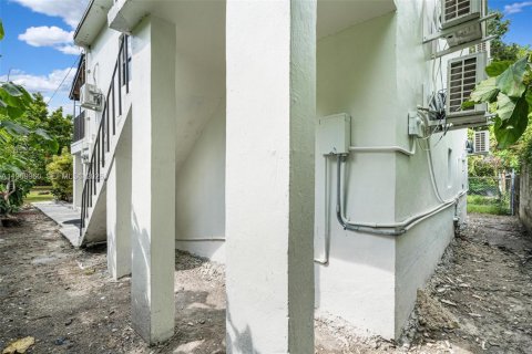 Villa ou maison à vendre à Miami, Floride: 5 chambres, 136.75 m2 № 2180624 - photo 22
