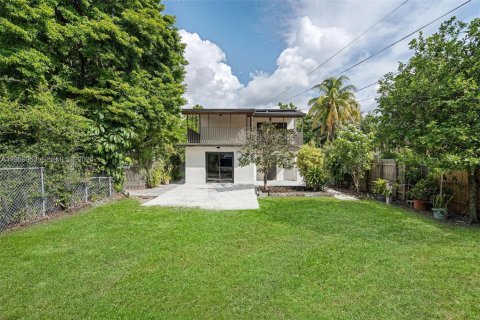 Villa ou maison à vendre à Miami, Floride: 5 chambres, 136.75 m2 № 2180624 - photo 5