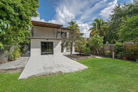 Villa ou maison à vendre à Miami, Floride: 5 chambres, 136.75 m2 № 2180624 - photo 6