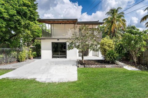 Villa ou maison à vendre à Miami, Floride: 5 chambres, 136.75 m2 № 2180624 - photo 7