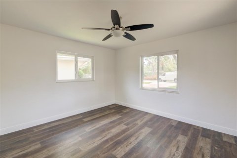 House in Fort Lauderdale, Florida 2 bedrooms, 148.36 sq.m. № 2082151 - photo 20