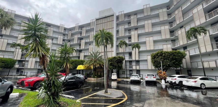 Appartement à Aventura, Floride 2 chambres, 92.34 m2 № 1869894