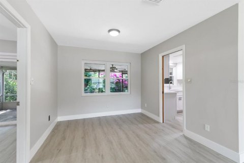 Casa en alquiler en Winter Park, Florida, 4 dormitorios, 163.32 m2 № 1909438 - foto 5