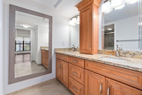 Купить кондоминиум в Стьюарт, Флорида 5 комнат, 137.96м2, № 2085812 - фото 20