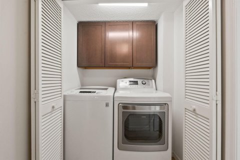 Купить кондоминиум в Стьюарт, Флорида 5 комнат, 137.96м2, № 2085812 - фото 29