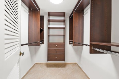 Купить кондоминиум в Стьюарт, Флорида 5 комнат, 137.96м2, № 2085812 - фото 24