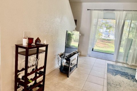 Touwnhouse à louer à Sarasota, Floride: 3 chambres, 167.22 m2 № 2106315 - photo 6
