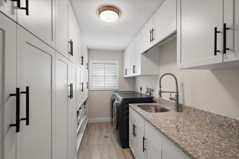 Купить виллу или дом в Сарасота, Флорида 6 комнат, 269.42м2, № 1823329 - фото 9
