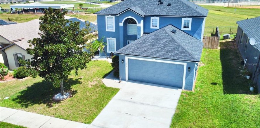 Villa ou maison à Dundee, Floride 4 chambres, 208.29 m2 № 2388172