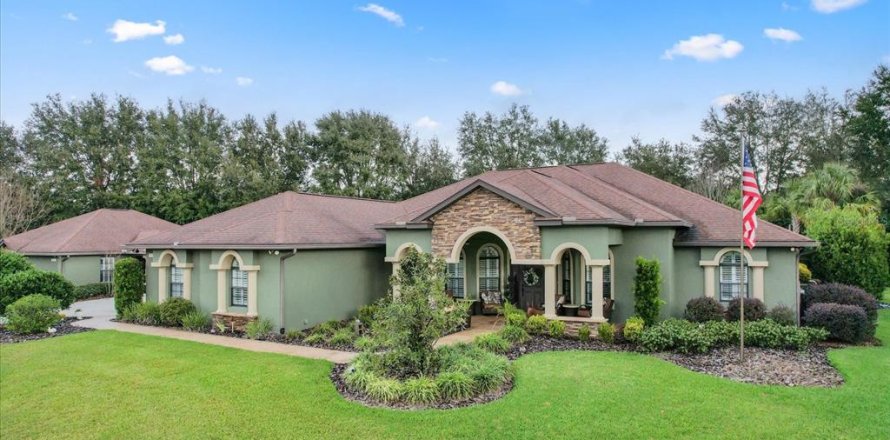 Villa ou maison à Ocala, Floride 6 chambres, 460.7 m2 № 1539320