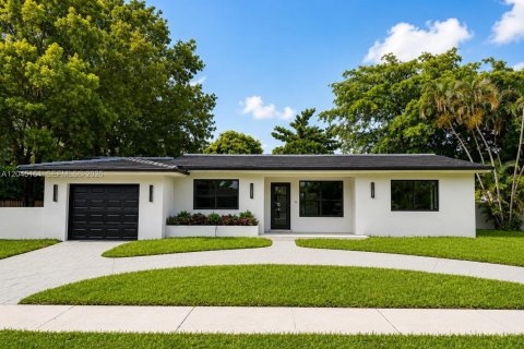 Casa en Miami Shores, Florida 3 dormitorios № 2169275