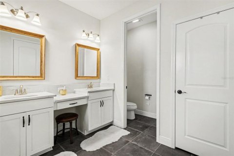 Villa ou maison à vendre à Apollo Beach, Floride: 5 chambres, 293.85 m2 № 2413601 - photo 14
