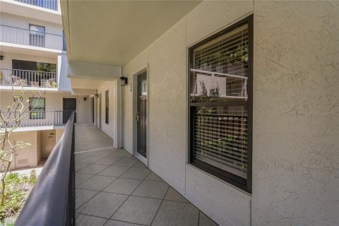 Купить кондоминиум в Сент-Питерсберг, Флорида 4 комнаты, 96.15м2, № 1635892 - фото 3