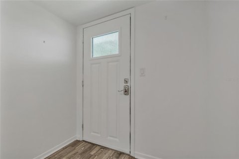 Condo in Saint Petersburg, Florida, 2 bedrooms  № 1635892 - photo 6