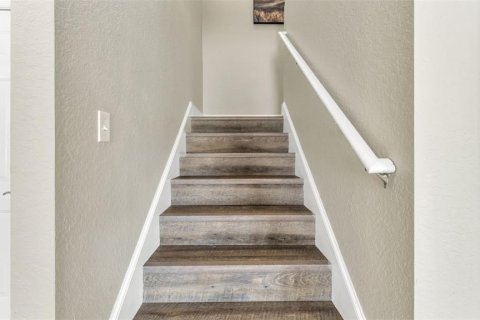 Touwnhouse à vendre à Lakeland, Floride: 3 chambres, 148.83 m2 № 2239620 - photo 9