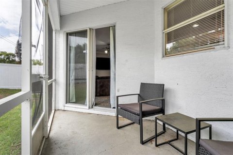 Touwnhouse à vendre à Lakeland, Floride: 3 chambres, 148.83 m2 № 2239620 - photo 19