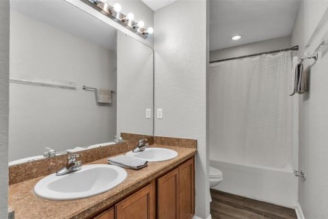 Touwnhouse à vendre à Lakeland, Floride: 3 chambres, 148.83 m2 № 2239620 - photo 13